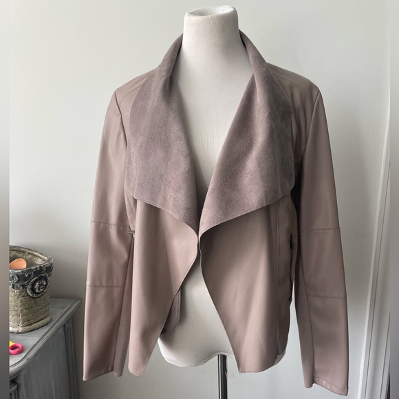 New!  BAGATELLE COLLECTION FAUX LEATHER JACKET SIZE LARGE - Picture 6 of 12